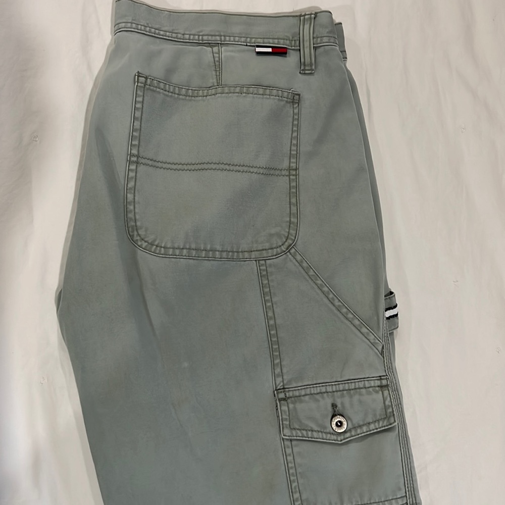 Tommy Hilfiger cargo Capri size 11 good condition